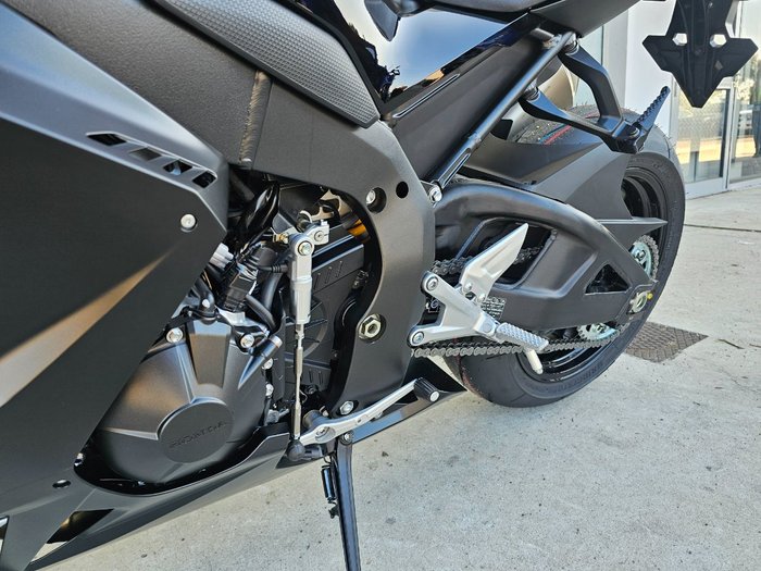 2024 Honda CBR1000RR-R SP (FIREBLADE) ABS Red