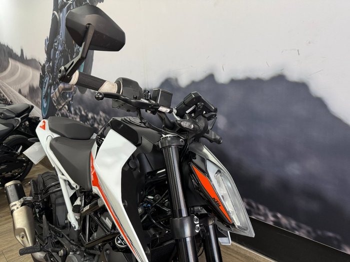 2022 Ktm 390 DUKE Black