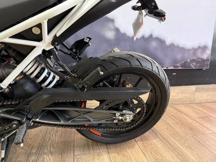 2022 Ktm 390 DUKE Black