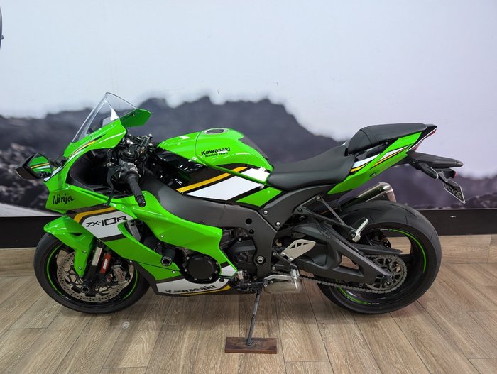 2025 Kawasaki 2025 Kawasaki 1000CC NINJA ZX-10R SPORTS GREEN