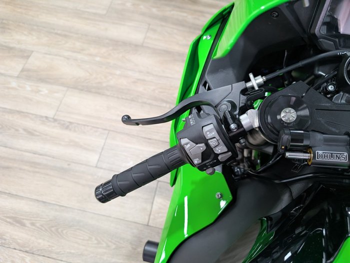 2025 Kawasaki 2025 Kawasaki 1000CC NINJA ZX-10R SPORTS GREEN