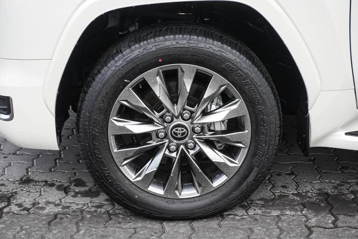 2022 Toyota Landcruiser Sahara ZX