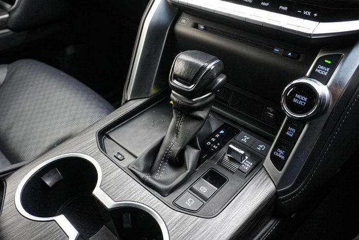 2022 Toyota Landcruiser Sahara ZX
