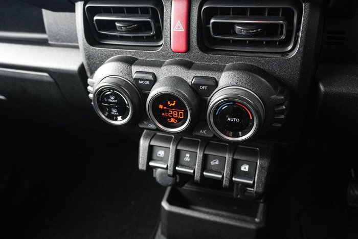 2024 Suzuki Jimny GLX