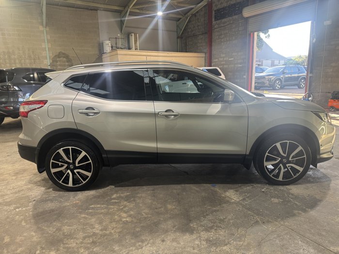 2017 Nissan QASHQAI Ti J11 Silver