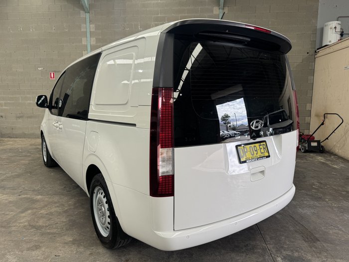 2022 Hyundai STARIA LOAD (No Badge) US4.V1 MY22 Creamy White