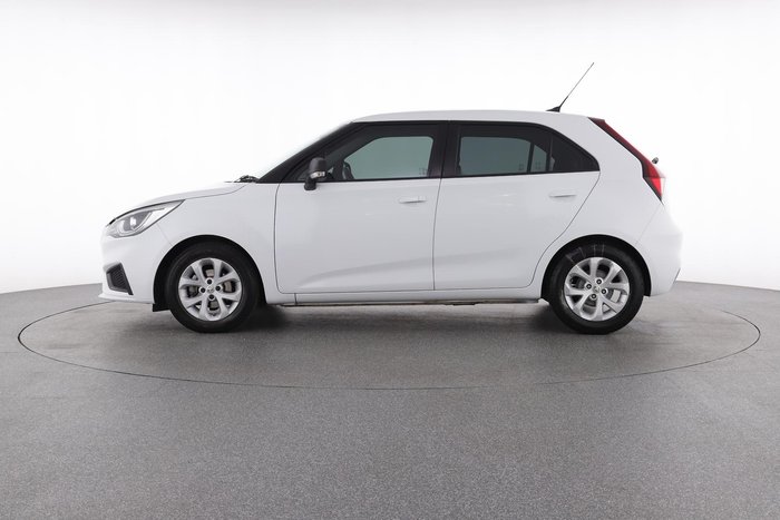 2021 MG MG3
