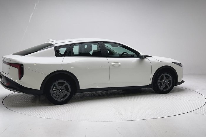 2025 Kia K4 S