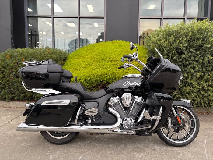 2023 Indian PURSUIT LIMITED PREMIUM BLACK METALLIC