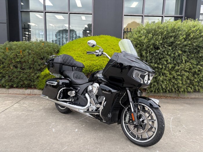 2023 Indian PURSUIT LIMITED PREMIUM BLACK METALLIC