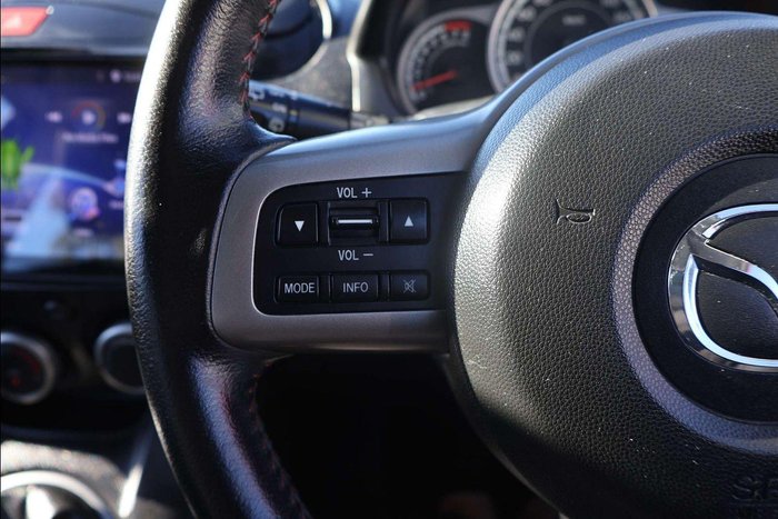 2013 Mazda 2 Maxx Sport