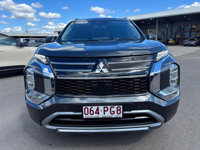 2025 Mitsubishi Outlander LS