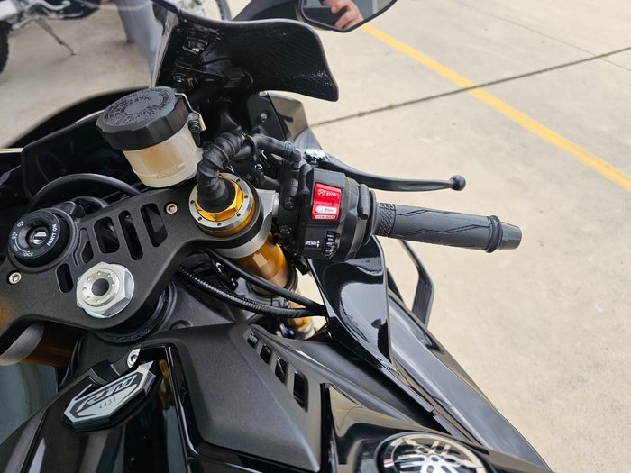 2026 Yamaha YZF-R1 M Black