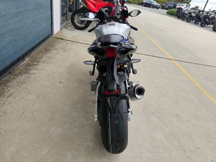2026 Yamaha YZF-R1 M Black
