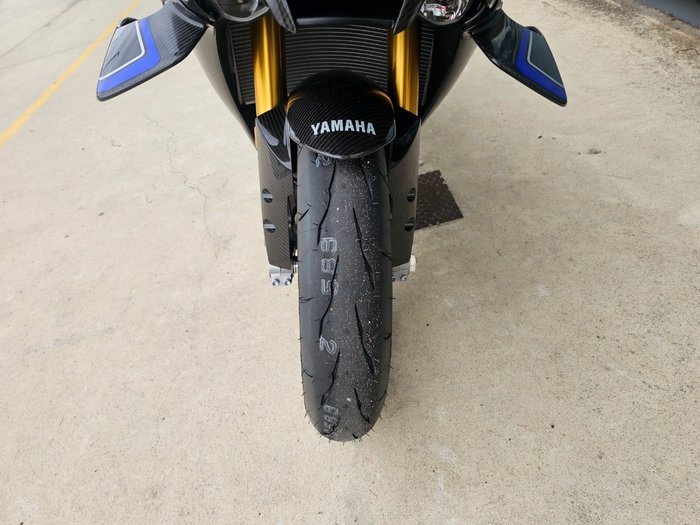 2026 Yamaha YZF-R1 M Black