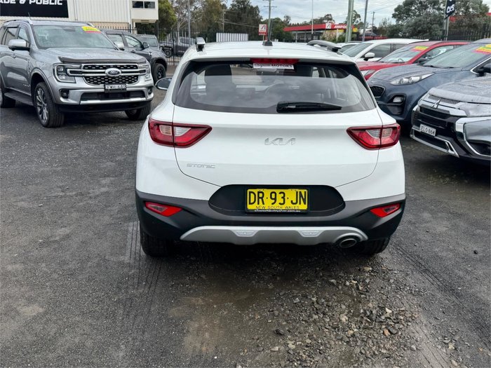 2024 KIA STONIC S