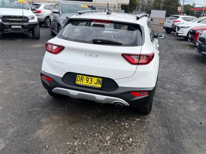 2024 KIA STONIC S