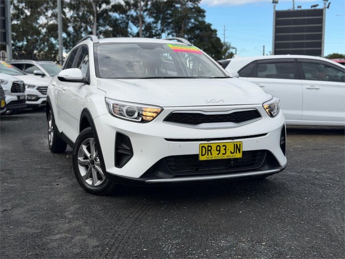 2024 KIA STONIC