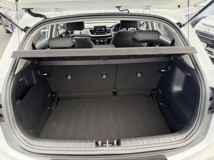 2024 KIA STONIC S