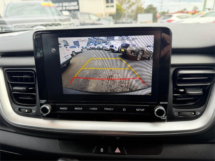 2024 KIA STONIC S