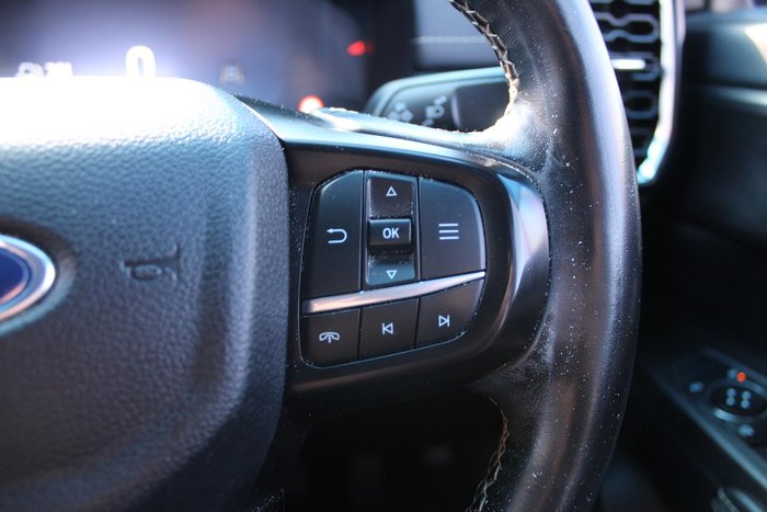 2022 Ford Everest Platinum