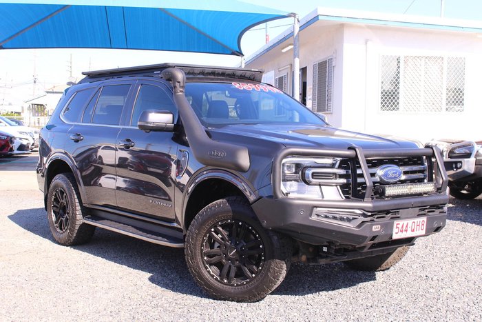 2022 Ford Everest Platinum