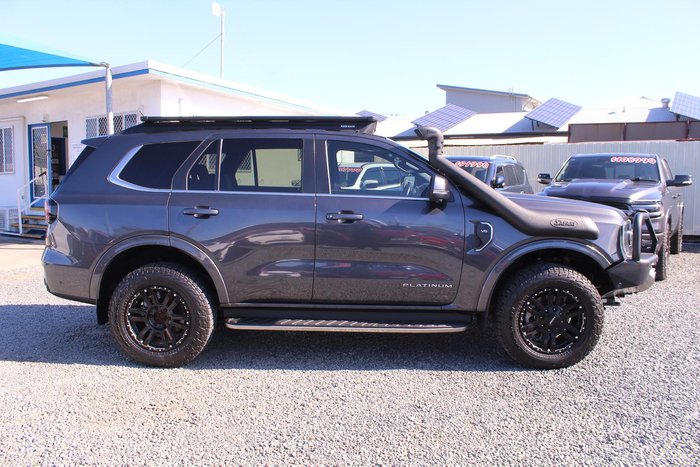 2022 Ford Everest Platinum
