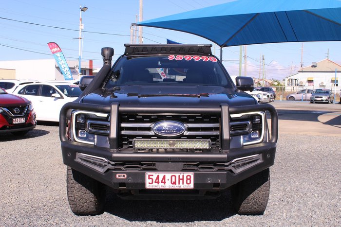 2022 Ford Everest Platinum