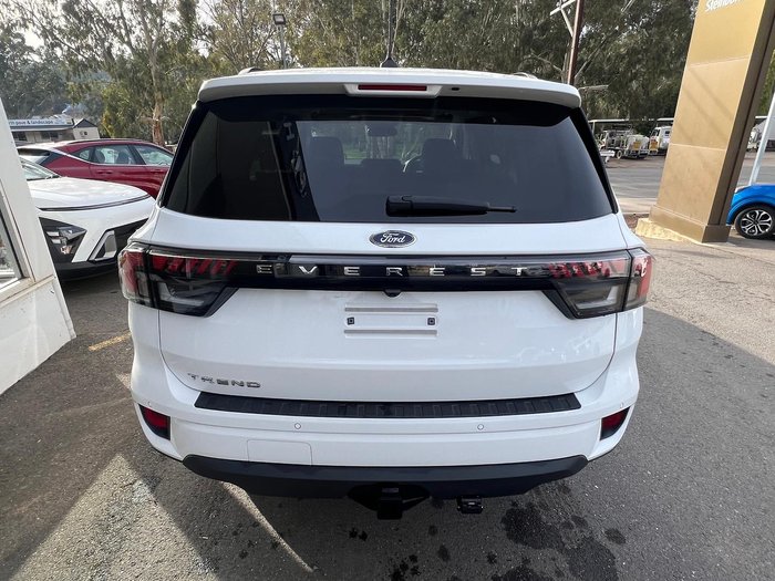 2025 Ford Everest Trend