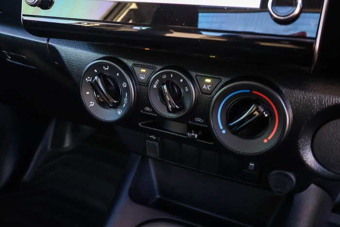 2023 Toyota Hilux Workmate