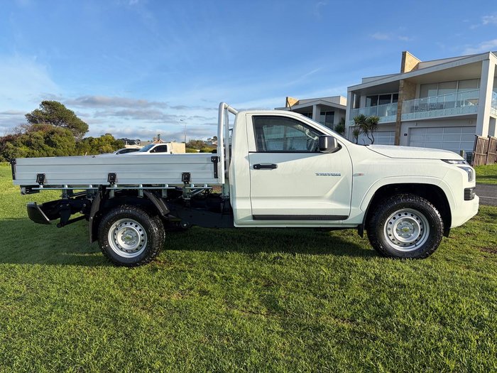 2025 Mitsubishi Triton GLX