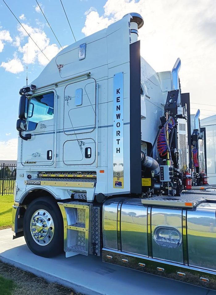 2026 Kenworth K220
