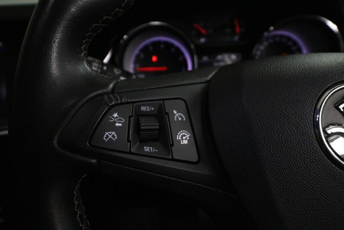 2018 Holden Commodore LT