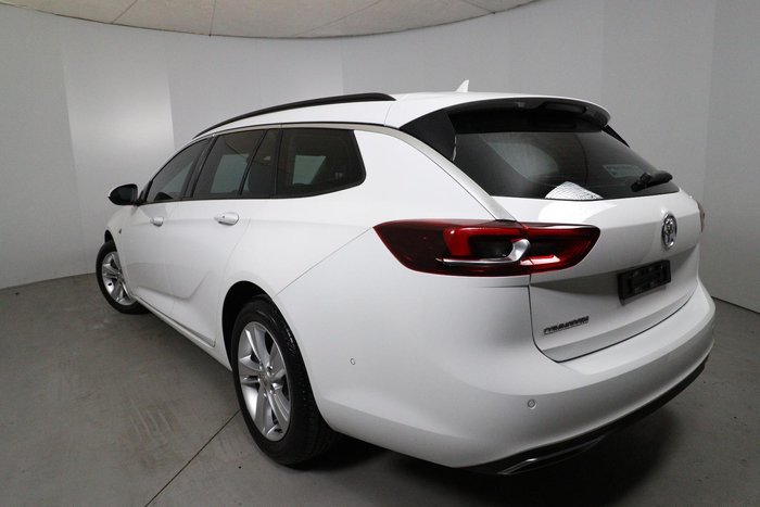 2018 Holden Commodore LT