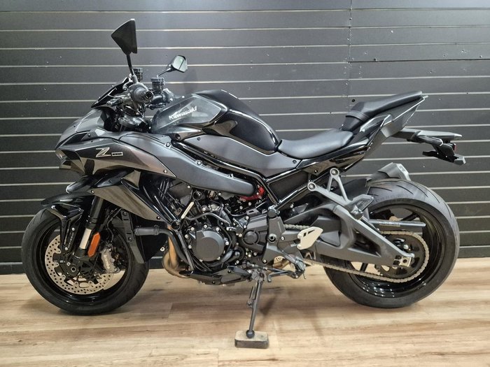 2026 Kawasaki Z H2 (ZR1000K) Grey