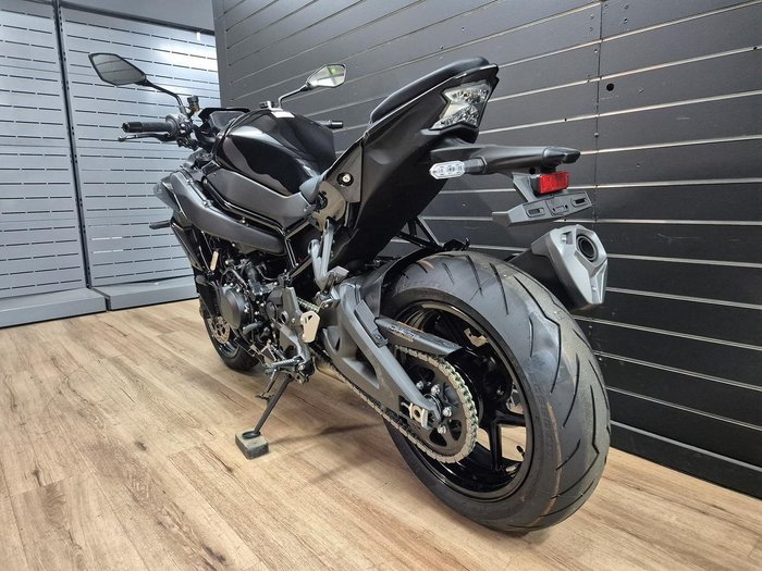 2026 Kawasaki Z H2 (ZR1000K) Grey