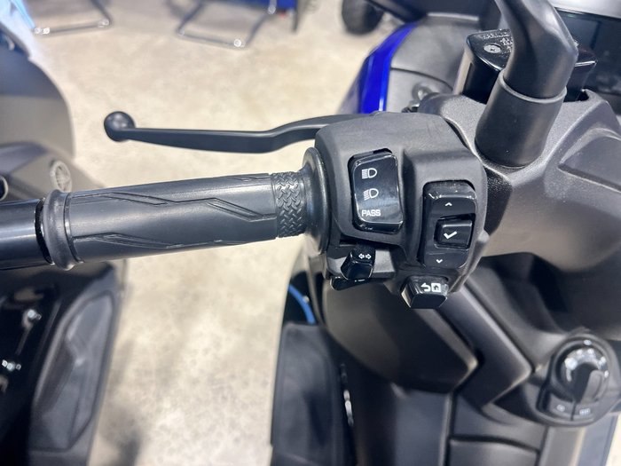 2026 Yamaha 2026 Yamaha 300CC XMAX 300 (CZD300A) Scooter BLUE
