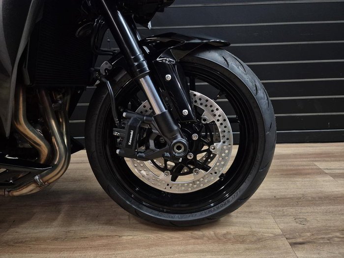 2026 Kawasaki 2026 KAWASAKI 1100CC ZR1100 Black