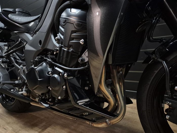 2026 Kawasaki 2026 KAWASAKI 1100CC ZR1100 Black