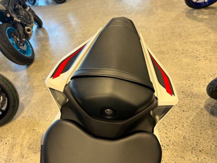 2026 Yamaha YZF-R3 WHITE