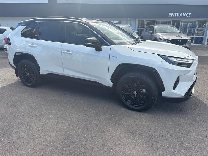2024 Toyota RAV4 XSE
