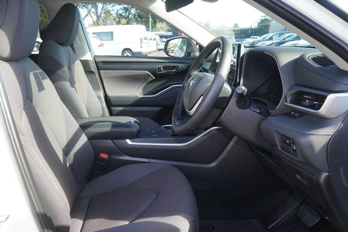 2025 Toyota Kluger GX
