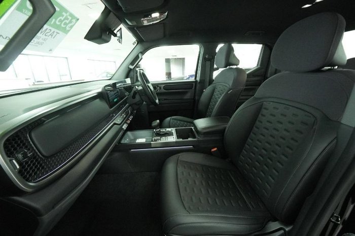2025 Kia Tasman SX+