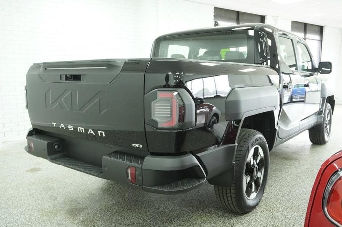 2025 Kia Tasman SX+