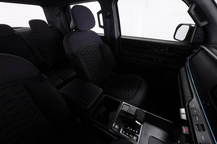 2025 Kia Tasman SX+