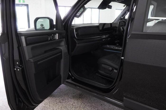 2025 Kia Tasman SX+