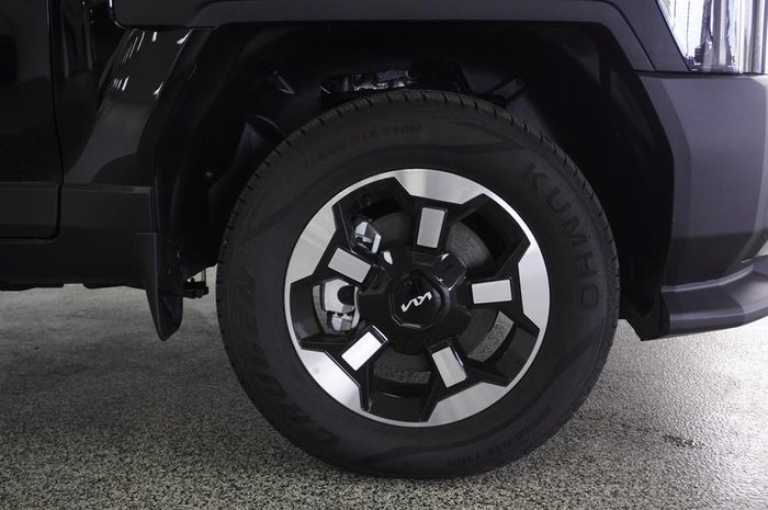 2025 Kia Tasman SX+