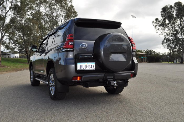 2021 Toyota Landcruiser Prado VX