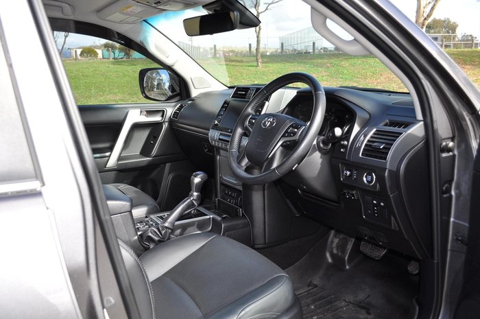 2021 Toyota Landcruiser Prado VX
