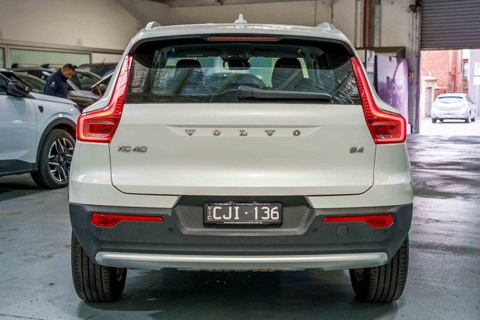 2022 Volvo XC40